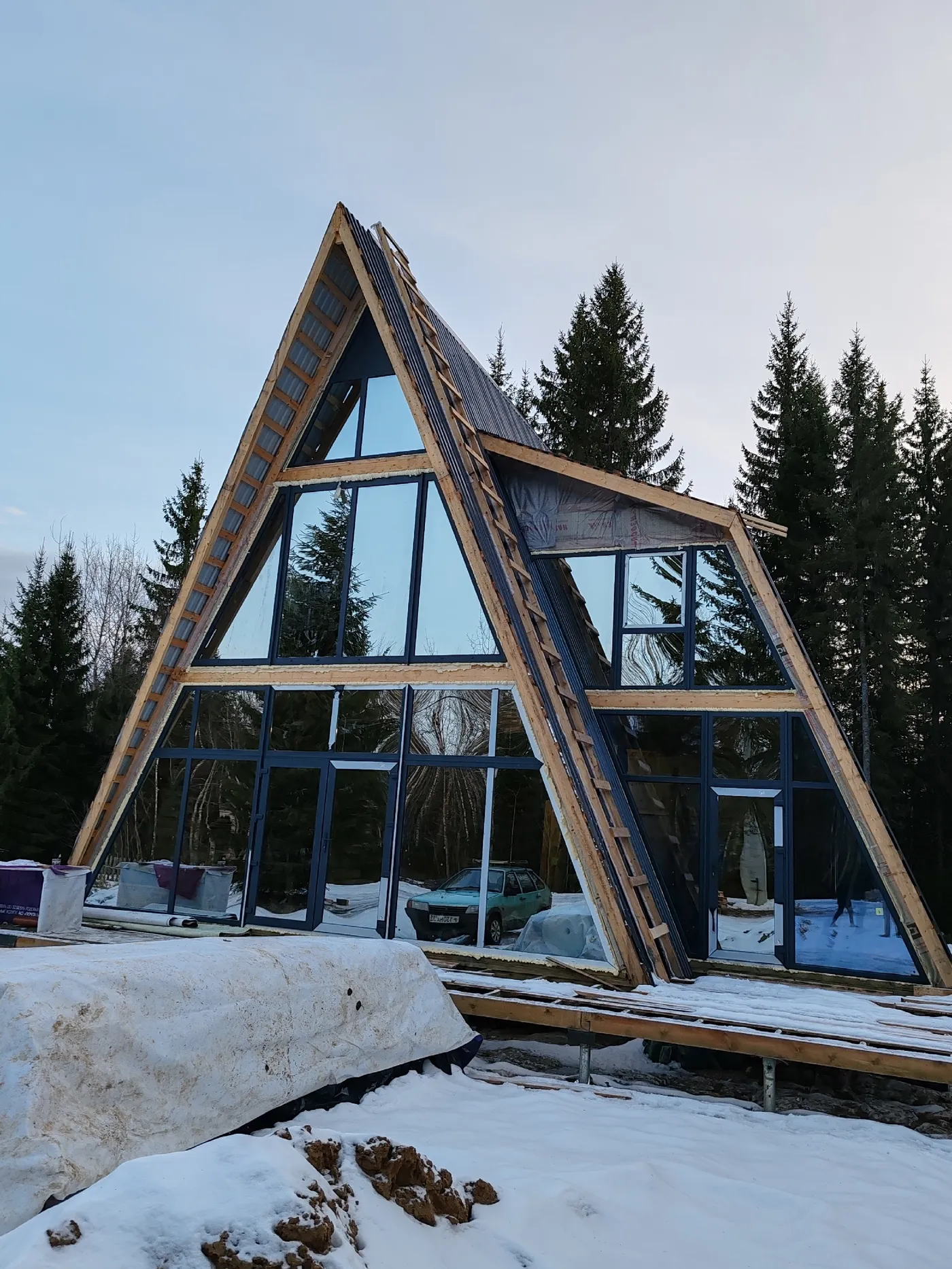Построенный дом A-frame